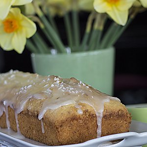 Feiner Zitronen-Kokos-Kuchen zu Ostern