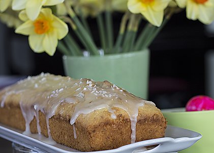 Feiner Zitronen-Kokos-Kuchen zu Ostern