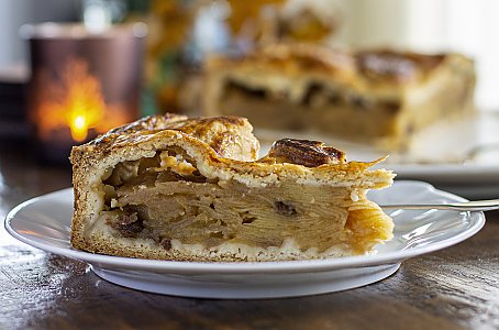 Gedeckter Apfelkuchen