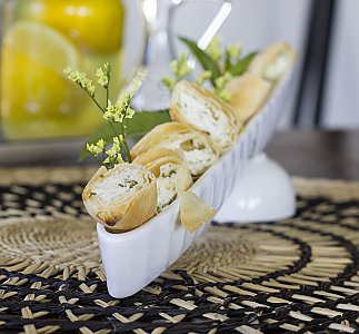 Bruats mit Feta und Salzzitronen