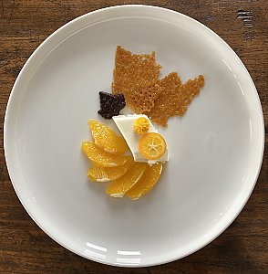 Joghurtmousse mit Orangenkaramell