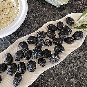 Karamellisierte schwarze Oliven
