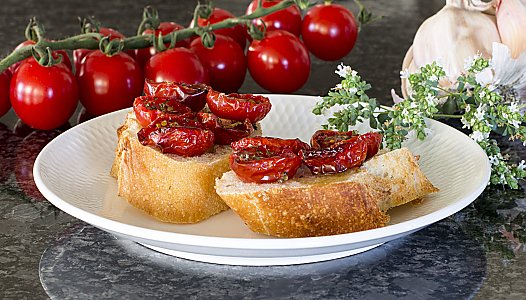 Kirschtomate | Knoblauch