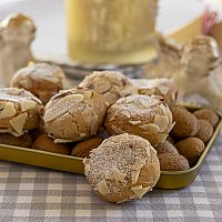einfache Marzipan-Plätzchen