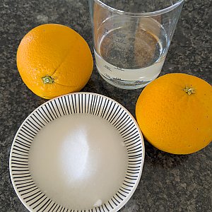 Kandierte Orangenzesten: Schritt 1 = Zutaten bereitstellen