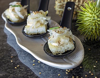 Rettichsalat auf gebratenem Basmati-Reis