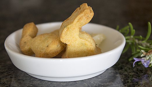 Rosmarin-Parmesan-Cracker