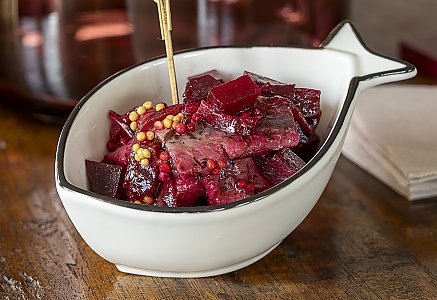 roter Matjes-Salat