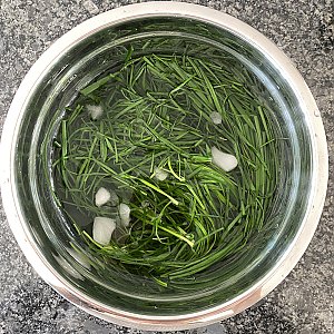 Schnittlauchöl (Schritt-für-Schritt)