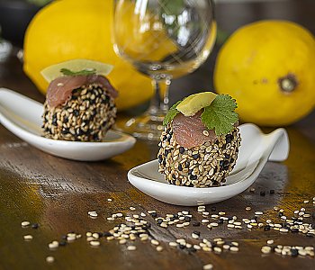Thunfisch mit Koriander und Salzzitrone