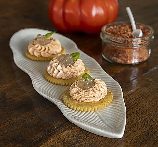 Tomatendip mit Tomaten-Kaviar