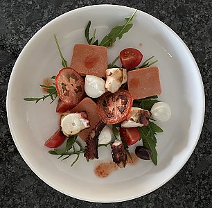 Tomatenmousse mit Mozarella