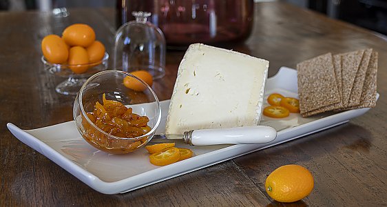 Weinbergkäse mit Kumquat-Chutney