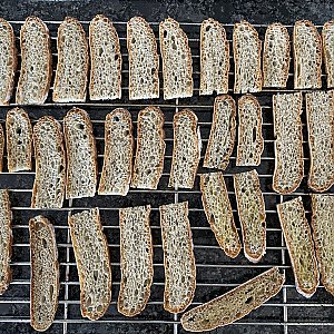 Brotchips (Resteverwertung)