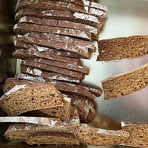 Brotchips (Resteverwertung)