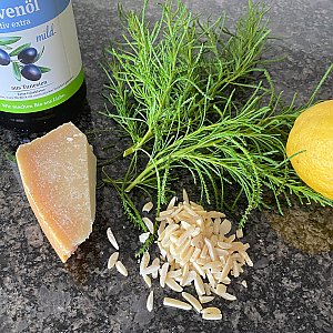 Grundrezept_Olivenkraut-Pesto
