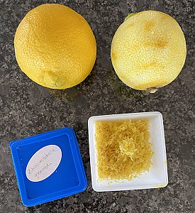 Zitronen- oder Orangenschale